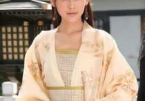 女演员周扬个人资料简介（对于网友质疑她整容这次她很幽默地怼了回去）