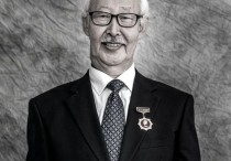 新中国第二代蒙古族歌王拉苏荣（从艺60多年来视蒙古长调音乐为生命）