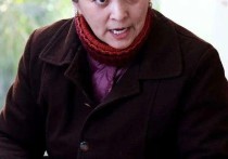 演员李勤勤年轻时照片（她很是坦然接受自己老去的事实）
