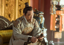 把于荣光和唐国强王学圻放一起比较（同样是演朱棣一对比差距就出来了）