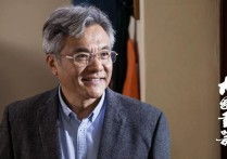 戏疯子张秋歌为角色跪地舔粥（话剧舞台上却被称为天才演员）