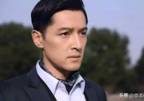男演员胡歌（时常有人说胡歌之所以没有塌方那是因为隐藏的好）