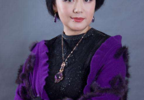 演员廖学秋自从跟前夫离婚之后廖学秋就一直单身至今