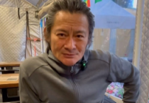 景岗山明星哪里的  网友纷纷调侃没有比景岗山代言酒更靠谱的人了