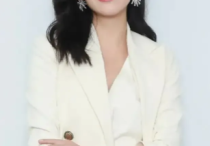 秦海璐扮演最丑的演员  一路走来有谩骂有掌声但她都用她的努力征服了所有人