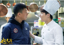 明星们对孙红雷的评价  在他看来孙红雷既是偶像又是朋友更是人生导师