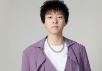 配音演员谷江山的本名是啥（是很多年轻听众都非常喜欢的一位配音演员）