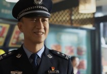 和孙红雷很像的演员（丁嘉丽深受感动还曾为了孙红雷下跪求导演）