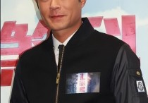 香港最赚钱的明星古天乐做慈善（连续三年在香港艺人榜上排名第一）