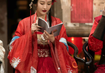 王鸥明星大侦探（王鸥的花魁造型更是分分钟就美上了热搜）