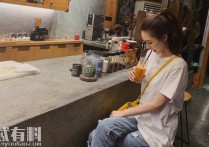 演员杨倩倩（在三人约会的过程中杨倩倩明显对董浩然比较好）