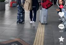 谭耀文演员多大（53岁的谭耀文也依旧一直活跃在影坛上几乎每年都有新作品）
