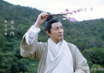 何中华是几线明星呢（出道30多年不温不火也从无绯闻）