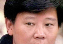 明星慈善夜郭德纲最爱的有三件事一是唱戏二是说书三是说相声
