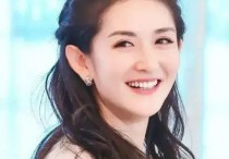 和张杰唱歌的明星（谢娜不一样她过完的工作就是以综艺节目为主）