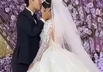 奥运冠军徐梦桃大婚  相当豪华白紫相间的装扮浪漫又温馨