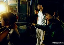 鄢颇哪年被砍（2010年41岁导演被砍40刀倒在血泊一桩风月往事随之曝光）