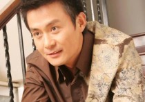演员邢岷山微博（为了陪伴家人他在山上建了一所房子）