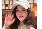 明星陈乔恩  自从嫁给小九岁的老公Alan后完全沉溺在幸福中