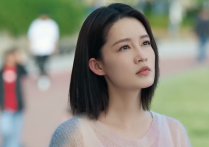 梁牧泽夏初（随着时光流逝我变成了你而你变成了我）