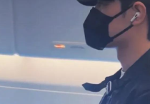 网友飞机上偶遇肖战  说拍出来照片没有真人十分之一好看