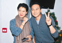 袁咏仪被张智霖宠爱如少女（爱包如命爱情改变靓靓成全港羡慕女人）