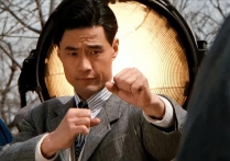 演员于荣光的功夫（近些年于荣光已经很少有武戏了）