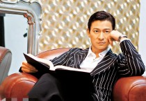 王宝强为什么给刘德华下跪（真诚的让人为之惊讶来看看为什么）