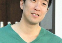 演员王千源的父母（如今在这一行周围见过的人里没几个像他这样下笨功夫的人）