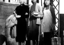 上海老电影《丽人行》  实际是个电影脚本后终于拍成电影