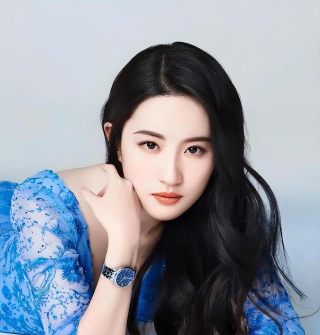 刘亦菲在《神雕侠侣》中的小龙女形象