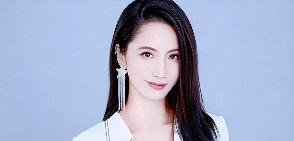 蓝心妍